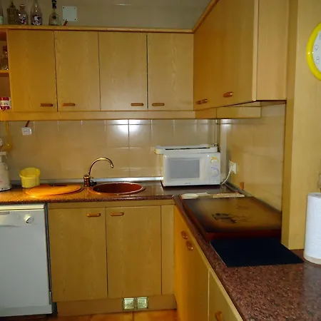 Alva Park Fenals - Familiy Apartment Lloret de Mar